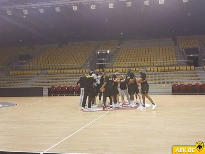 Η προπόνηση της Βασίλισσας στο Στρασβούργο (PICS)