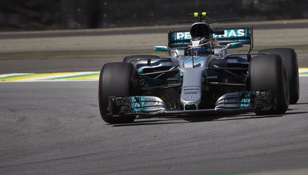 GP Βραζιλίας: Pole για Bottas, στον τοίχο ο Hamilton GP Βραζιλίας: Pole για Bottas, στον τοίχο ο Hamilton