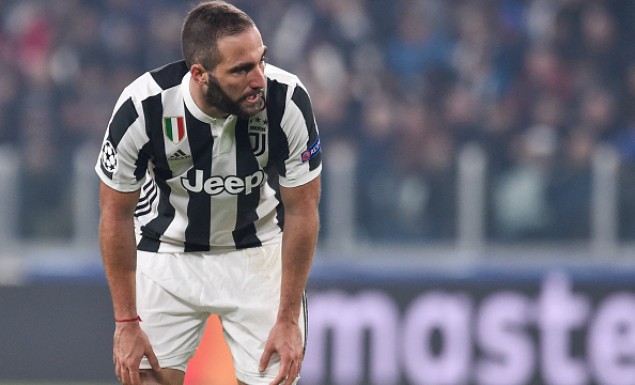 Ίσως προλάβει τη Νάπολι ο Ιγουαΐν Ίσως προλάβει τη Νάπολι ο Ιγουαΐν