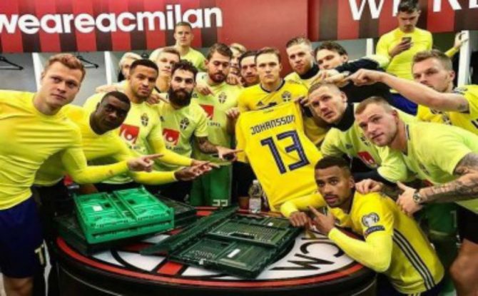 Η Εθνική Σουηδίας στο πλευρό του Γιόχανσον Η Εθνική Σουηδίας στο πλευρό του Γιόχανσον