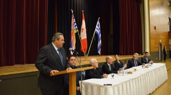 Μετατίθενται όλοι όσοι υπηρετούσαν στην πύλη κατά την εισβολή του Ρουβίκωνα