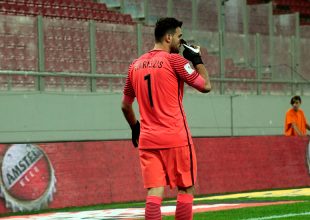 Το τραγικό λάθος του Καρνέζη και το 1-0 της Κροατίας (vid)