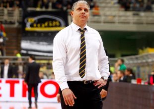 Μανωλόπουλος: «Το ευχαριστώ σε παίκτες και κόσμο»