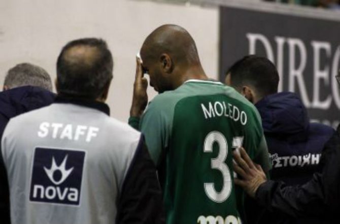 Φέρνει πρόταση ο μάνατζερ του Μολέντο Φέρνει πρόταση ο μάνατζερ του Μολέντο