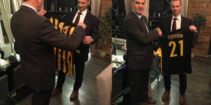 Στη συλλογή του προέδρου της UEFA η φανέλα της ΑΕΚ