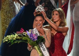 Μια Νοτιοαφρικανή καλλονή ανακηρύχθηκε «Miss Universe 2017»