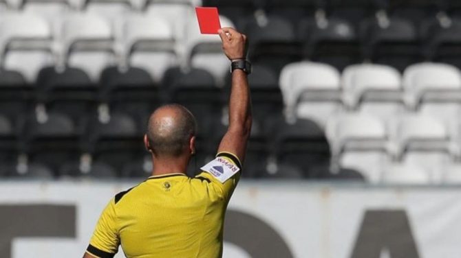 Απεργούν οι Πορτογάλοι διαιτητές για την κριτική από τις ομάδες!