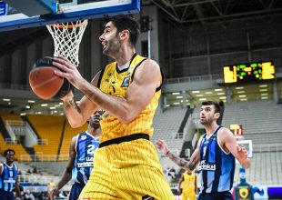 Η παρακάμερα του αγώνα ΑΕΚ – Κόροιβος