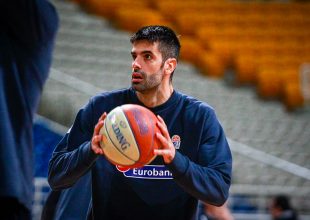 Στα… «παράθυρα» με τους Κιτρινόμαυρους