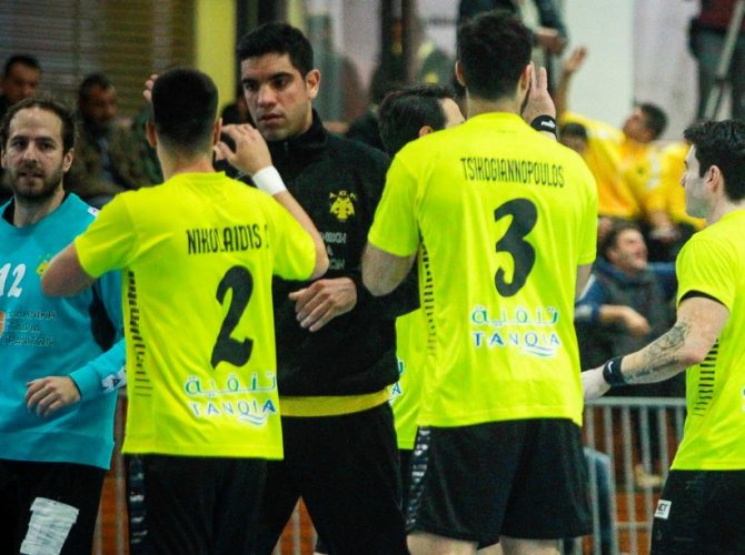 Συγγάρης στο AEK1924: «Μπήκαμε συσπειρωμένοι και αποφασισμένοι για τη νίκη»