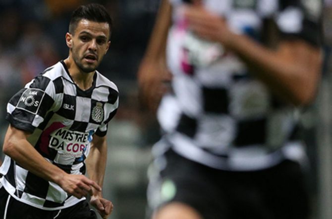 Ο Ζοάο Ταλόχα υπό παρακολούθηση του Λυμπερόπουλου Ο Ζοάο Ταλόχα υπό παρακολούθηση του Λυμπερόπουλου