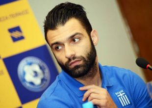Τζαβέλλας: «Να κερδίσει το ποδόσφαιρο…» (pic)