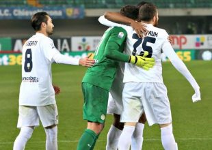 Πήρε το ντέρμπι η Βερόνα και παίζει με τη Μίλαν