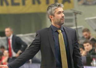 Ο «πιστός στρατιώτης» της (vid)