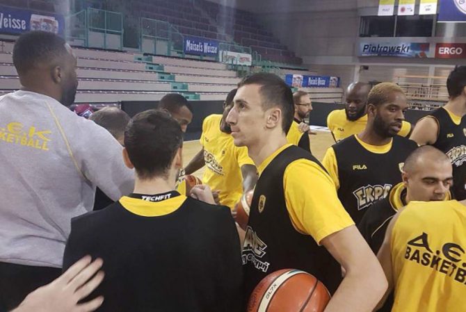 Η προπόνηση της Βασίλισσας στο Μπαϊρόιτ (PICS)