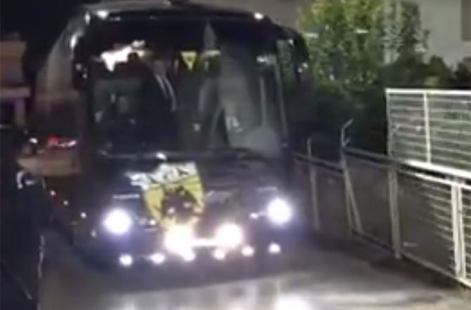 Έφτασε η αποστολή της ΑΕΚ στο γήπεδο (VIDEO)