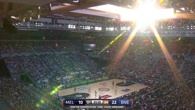 Έκαναν… κάμπριο το γήπεδο στην Αυστραλία