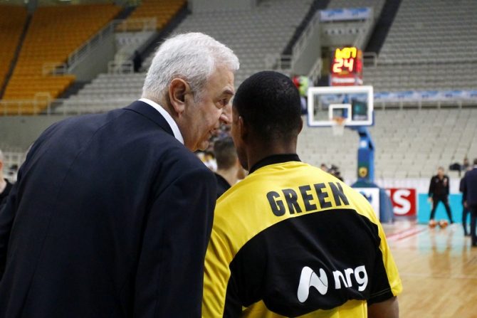 Γκριν: « Πρέπει να παίζω καλύτερα»