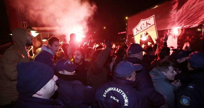 Και η νύχτα μέρα (vid)