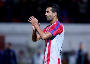 Επέστρεψε ο Μασούντ, λύθηκε το συμβόλαιο του