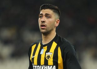 Μπακασέτας: «Αφήστε μας να παίξουμε…» (pic)