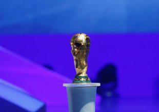 Χτίζουν γήπεδα στο Κατάρ με σύγχρονους “δούλους”