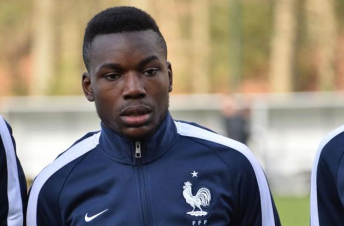 Κοιτάει Νγκανιονί η ΑΕΚ