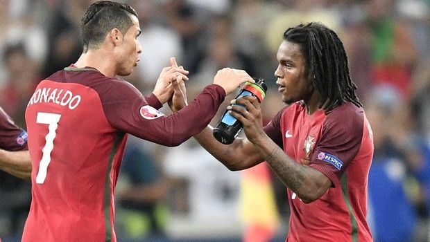 Από μεταγραφή 40.000.000 ευρώ, στα… αζήτητα! Από μεταγραφή 40.000.000 ευρώ, στα… αζήτητα!