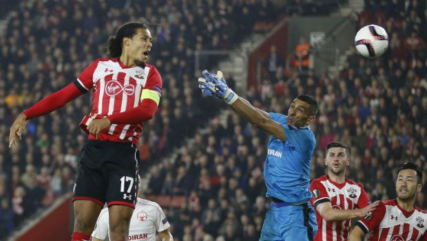 Η Λίβερπουλ… ποδοπάτησε τη Σίτι και έγραψε μεταγραφικό ρεκόρ! Η Λίβερπουλ… ποδοπάτησε τη Σίτι και έγραψε μεταγραφικό ρεκόρ!