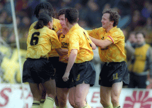 Πω πω μια ΑΕΚΑΡΑ! (VID)