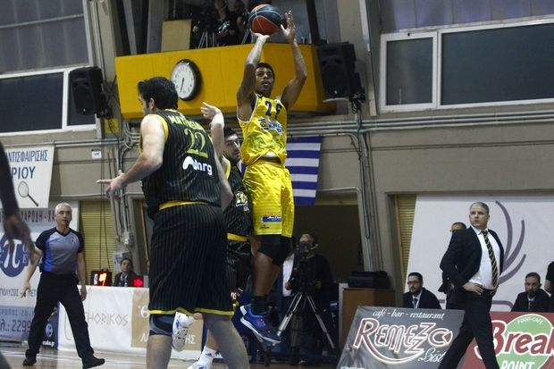 Αποχώρησε από το Λαύριο ο Γκρέι Αποχώρησε από το Λαύριο ο Γκρέι