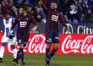 Ματιές σε Μπεμπέ