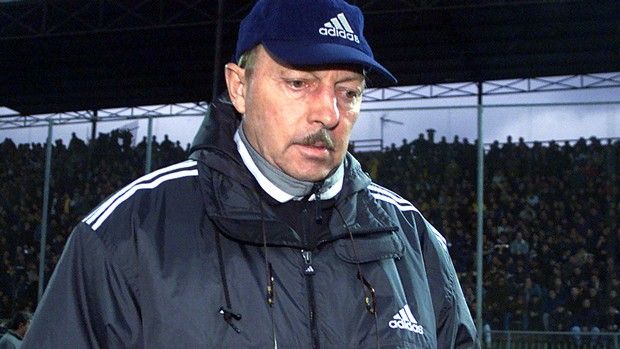 Πλήθος κόσμου στο λαϊκό προσκύνημα για Γκέραρντ Πλήθος κόσμου στο λαϊκό προσκύνημα για Γκέραρντ