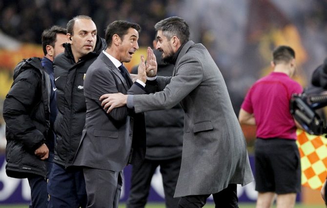Έσβησε τούρτα ο Χιμένεθ που την έφερε ο Λυμπερόπουλος