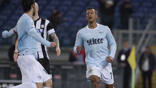 Η Λάτσιο πέρασε την Ίντερ, γκέλα για Ρόμα