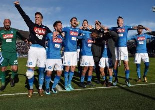 Ο Μέρτενς κρατάει στην κορυφή τη Νάπολι