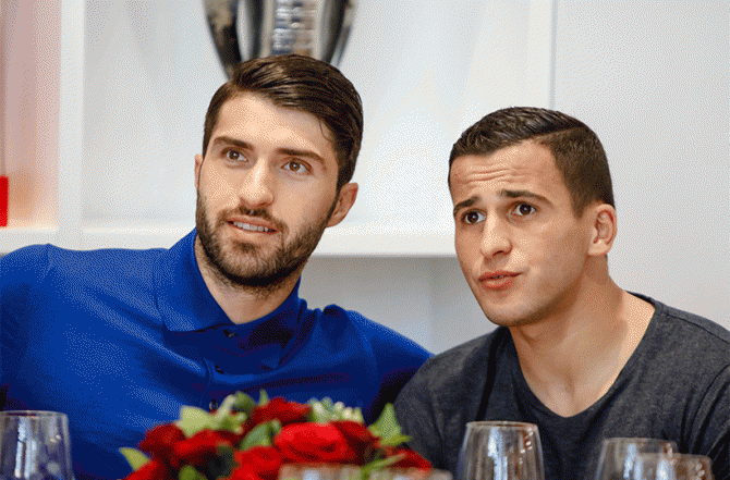 Προκαλεί ο Ομάρ (PIC)