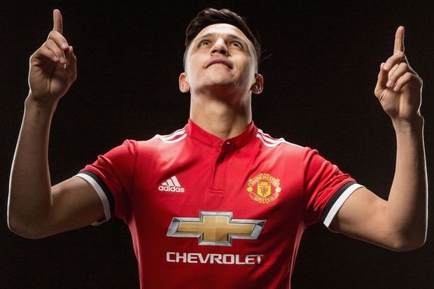 Φανέλα βασικού με το… καλημέρα ο Αλέξις Σάντσες! (pic)