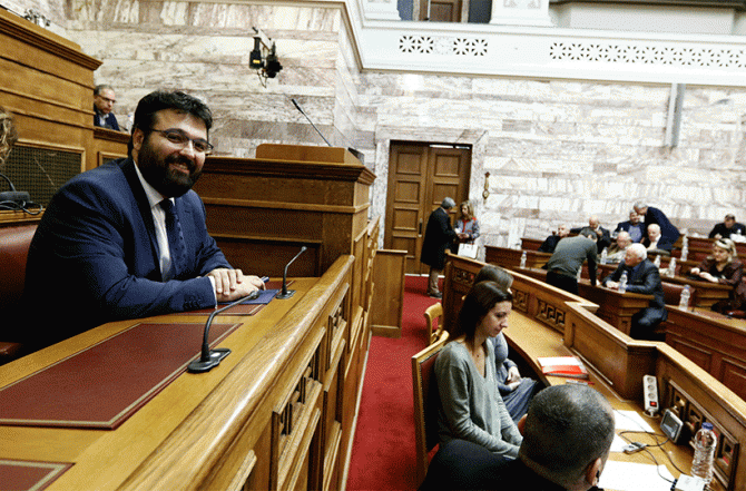 Σε εξέλιξη η σύσκεψη στο Υπουργείο για τις μετακινήσεις οπαδών