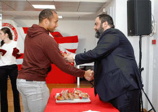 Τάσεις φυγής από Οφόε