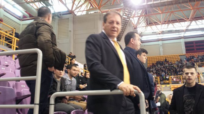 Έφτασε ο Αγγελόπουλος στα “Δυο Αοράκια”