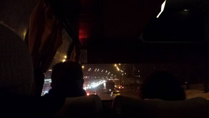 Επίθεση στο πούλμαν που μετέφερε ενωσίτες (ΦΩΤΟ)