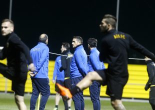 «Νικήσατε και τον διαιτητή, τώρα μόνο νίκη με Ντιναμό»