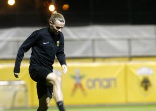 Πατάει… γκάζι ο Χούλτ