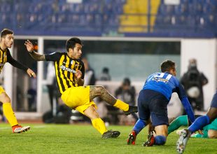 Χωρίς Αραούχο – Σιμόες και ακόμα τέσσερις