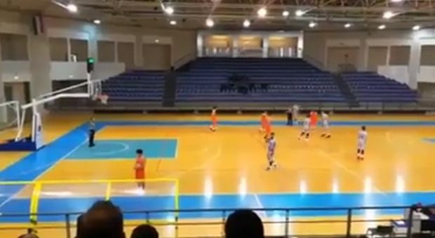 Αγώνας – παρωδία στην Ιταλία έφερε την αποβολή δύο ομάδων από το πρωτάθλημα Αγώνας – παρωδία στην Ιταλία έφερε την αποβολή δύο ομάδων από το πρωτάθλημα