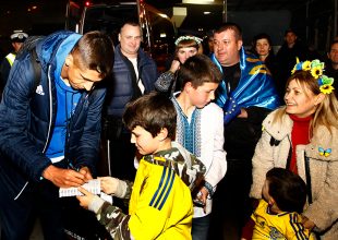 Ντινάμο Κιέβου: Μπροστά βάζει, πίσω “μπάζει”