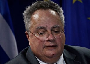 Απειλητική επιστολή στον Ν. Κοτζιά: ‘Έχουμε 3 σφαίρες για σένα’