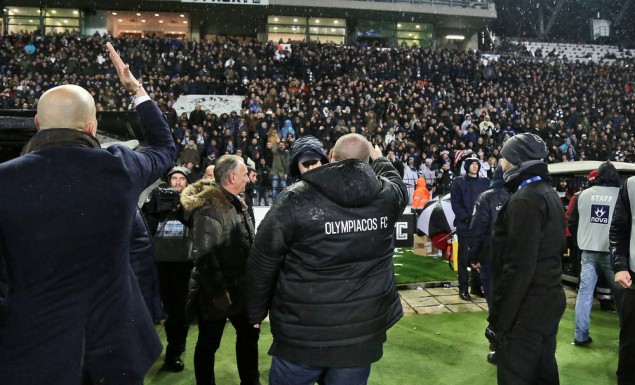 «Ερυθρόλευκες» καταγγελίες για απειλές στα αποδυτήρια «Ερυθρόλευκες» καταγγελίες για απειλές στα αποδυτήρια