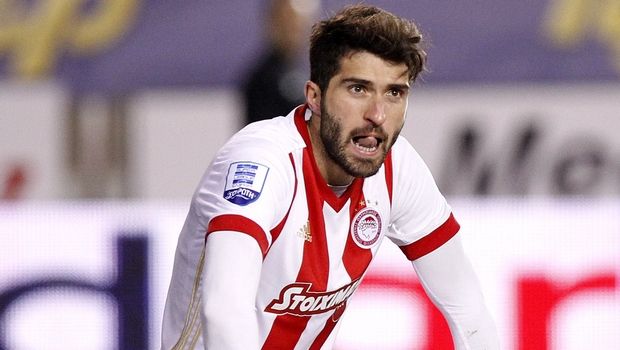 “Χαμός” στο πέναλτι, ο Τζούρτζεβιτς αγνόησε τον Ανσαριφάρντ!